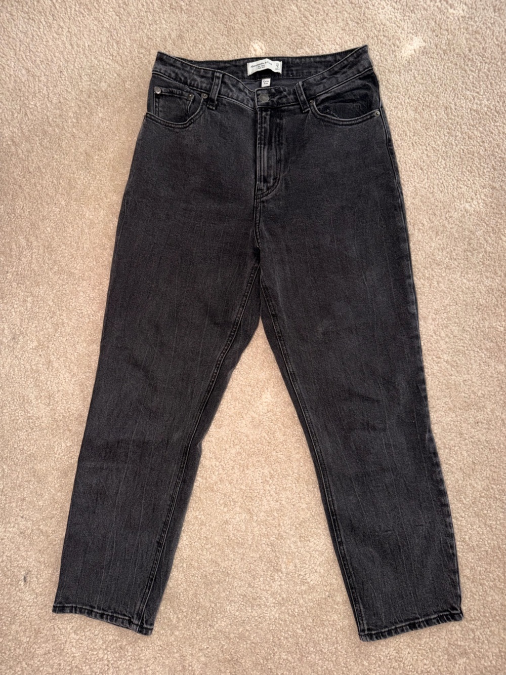 Abercrombie & Fitch Women’s High Rise Mom Jean